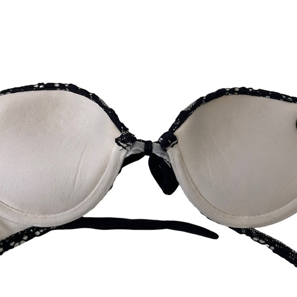 VICTORIA'S SECRET BLACK & WHITE FLORAL CUTOUT PUSHUP BIKINI TOP 34A - Picture 5 of 7